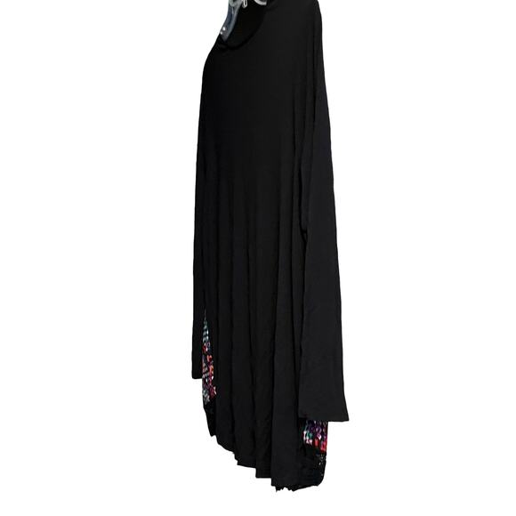 SIGNATURE STUDIO LONG SLV V-NECK TUNIC BLOUSE, WOMENS, 2X, BLACK & MULTICOLOR - Picture 6 of 11